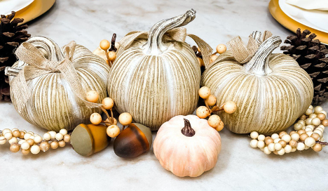Creating a Thanksgiving Tablescape