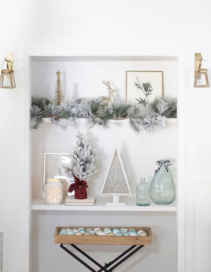 Simple Holiday Decorating Ideas with Old Time Pottery