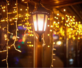 What Your Outdoor Christmas Lights Say about You