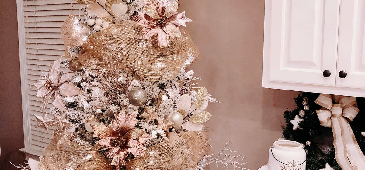 HOW TO DECO MESH YOUR TREE - Vogue for Breakfast